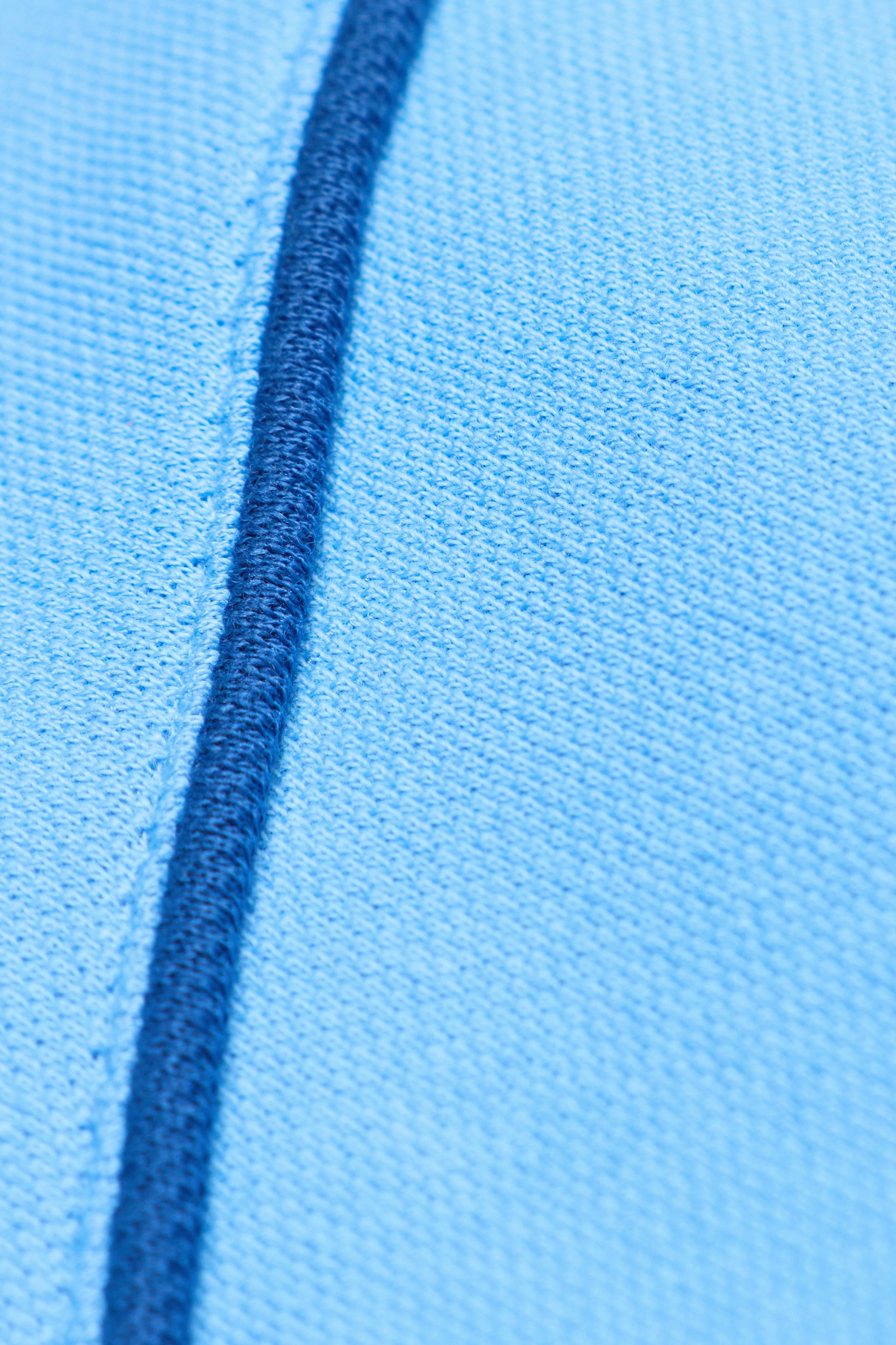 Downtime Track Top