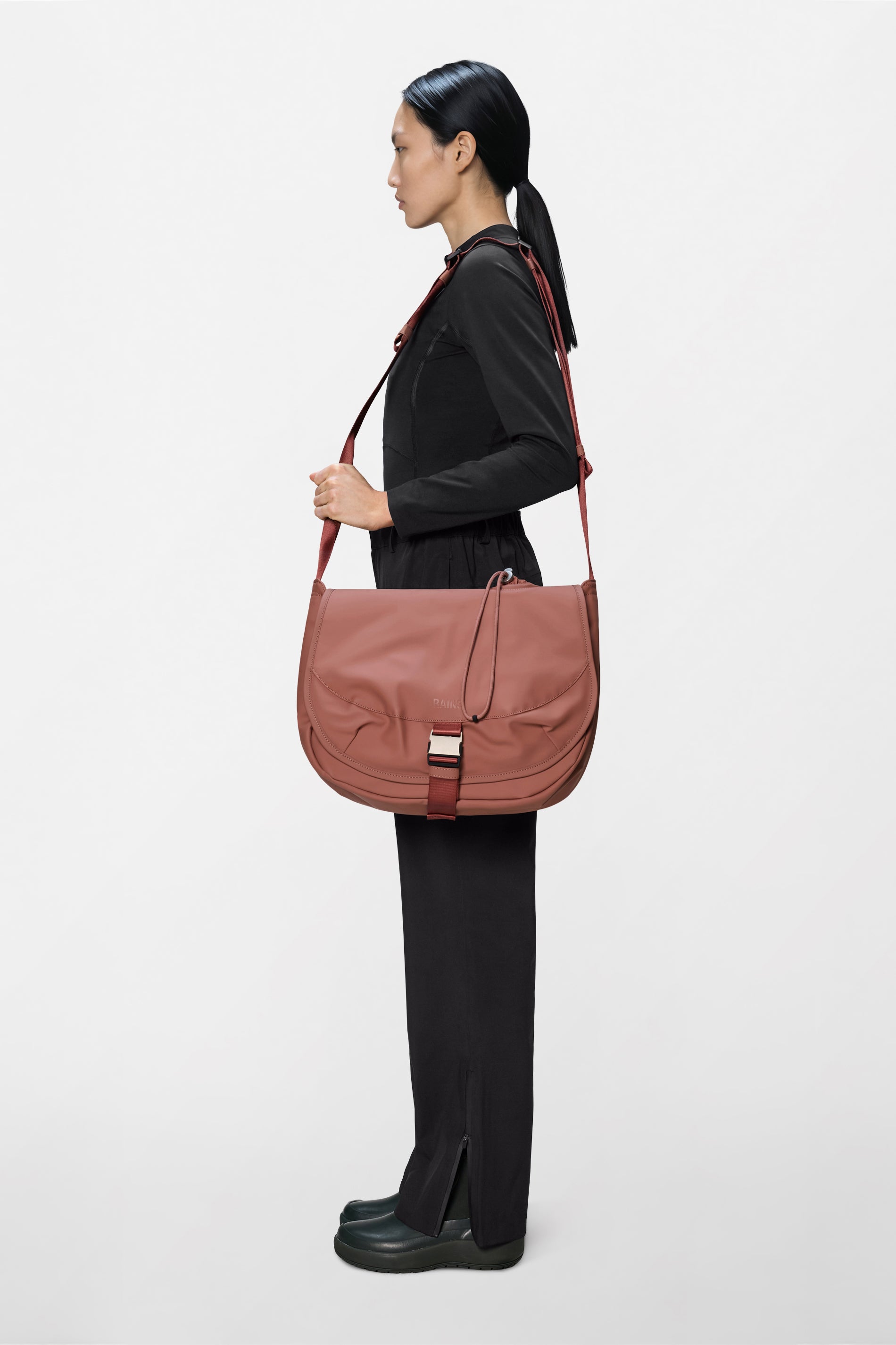 Bottle Messenger Bag